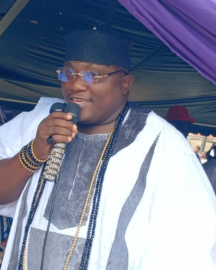 Oba Muyiwa Ibeun during is speech at Iyara Cultural Day